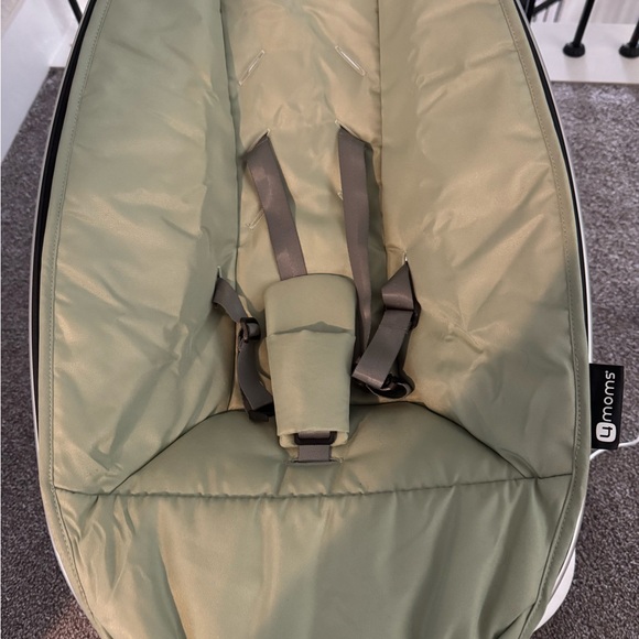 4moms Green Baby Rocker - Picture 2 of 4